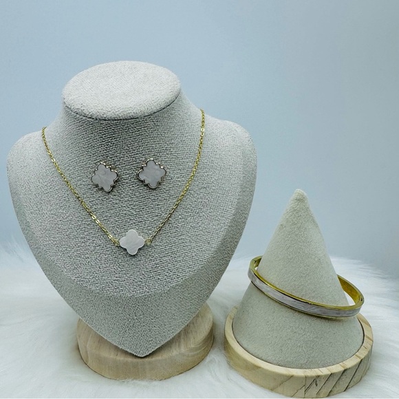 The Trio Jewelry Bundle - Ivory Coast White & Gold - Picture 3 of 7